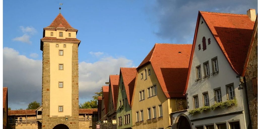 The Gate of the Gallows: A Journey into Rothenburg’s Dark Past 3 The Gate of the Gallows: A Journey into Rothenburg’s Dark Past