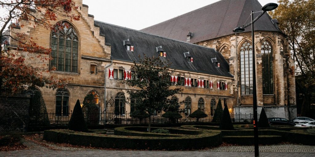 The history of the Kruisherenhotel, From Sacred Cloister to Design Masterpiece 3 Kruisherenhotel