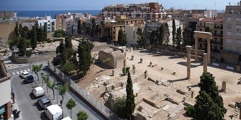The Colonial Forum of Tarraco: The Beating Heart of a Roman City 2 Colonial Forum of Tarraco
