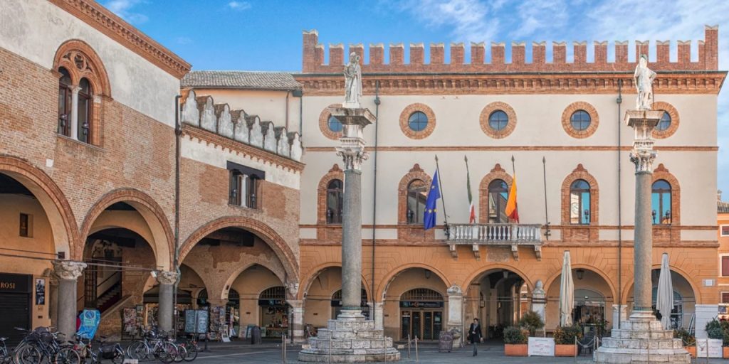 Palazzo Merlato: Nieprzemijające serce władzy obywatelskiej w Rawennie 2 Palazzo Merlato