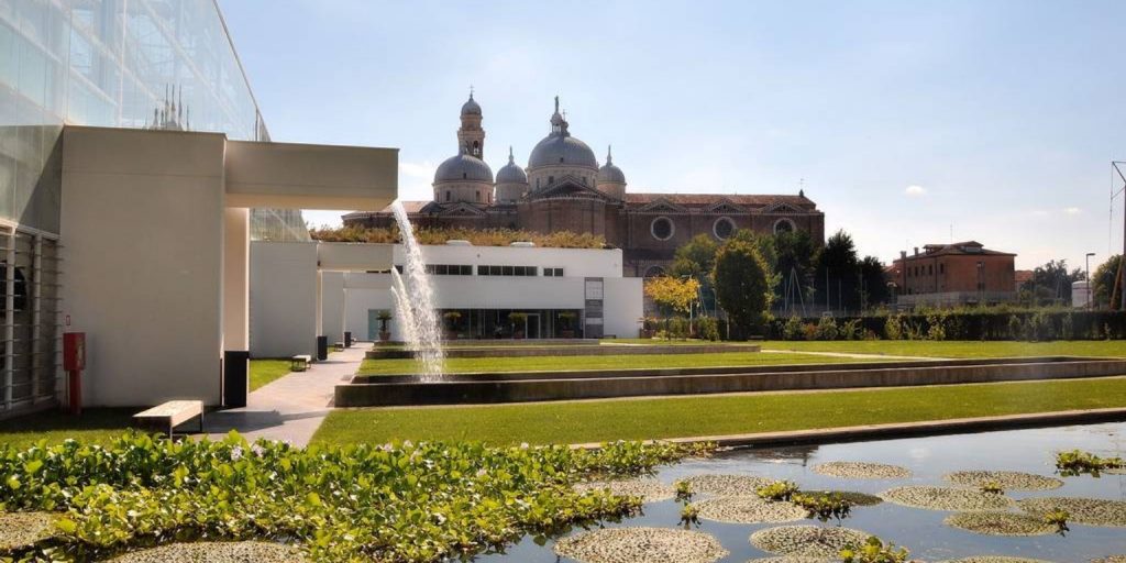 O Jardim Botânico de Pádua: Um legado vivo de ciência e cultura 1 Jardim Botânico de Pádua