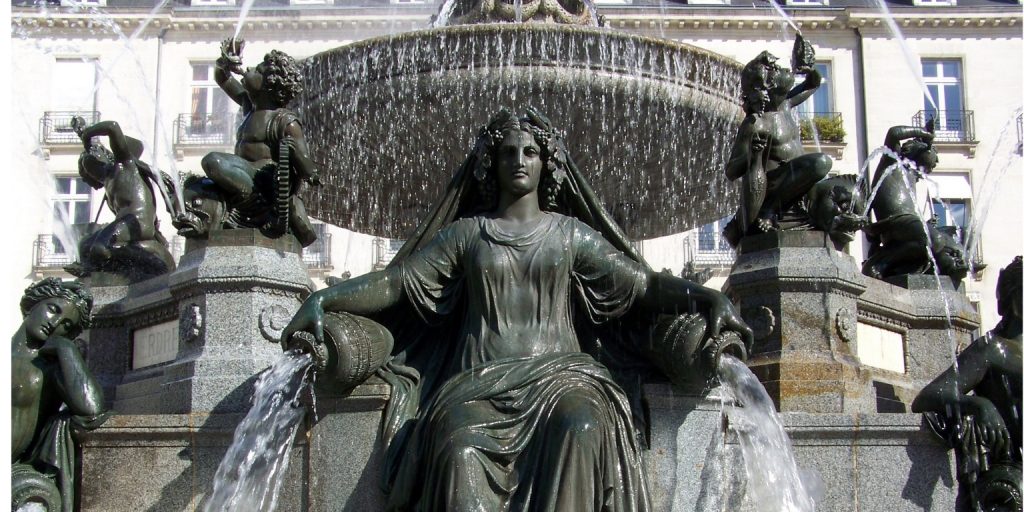 The Loire Fountain in Nantes: A Symbol of a City and its Rivers 2 Loire Fountain in Nantes