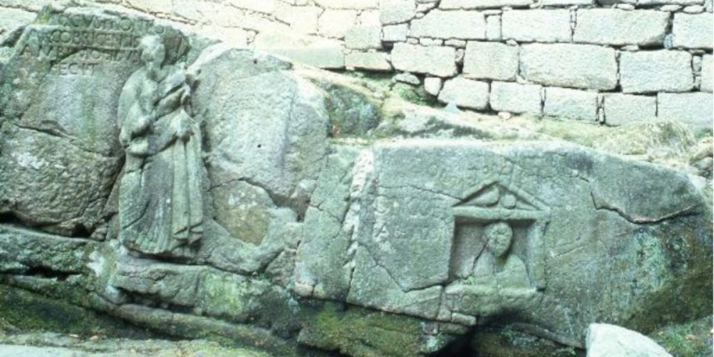 Götzenbrunnen: Ein Heiligtum des Wassers und der Gottheiten 3 Götzenbrunnen: Ein Heiligtum des Wassers und der Gottheiten
