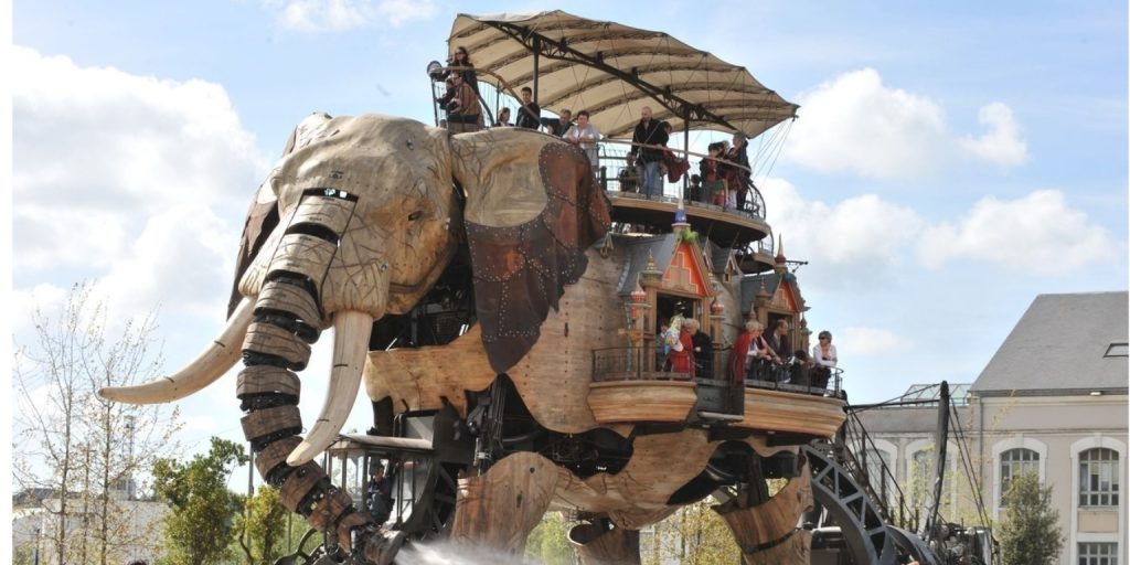 El Gran Elefante de Nantes: Un icono de la imaginación y la industria 2 Le Grand Éléphant en Nantes
