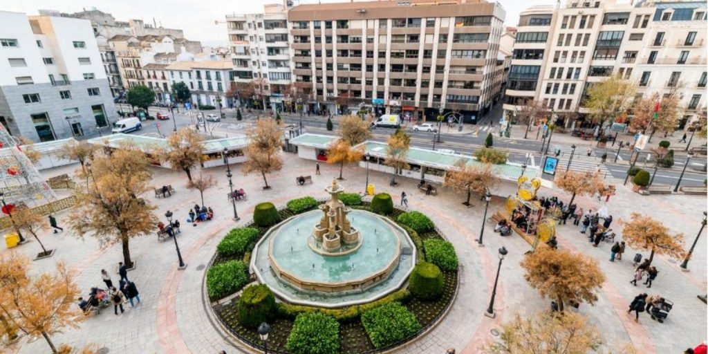 Fuente de las Batallas: Il cuore pulsante della vita sociale di Granada 3 La fonte delle battaglie